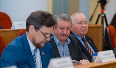Депутаты приняли в первом чтении бюджет Оренбуржья
